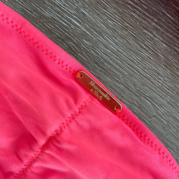 Coral 2 piece bathing suit - Picture 3 of 8